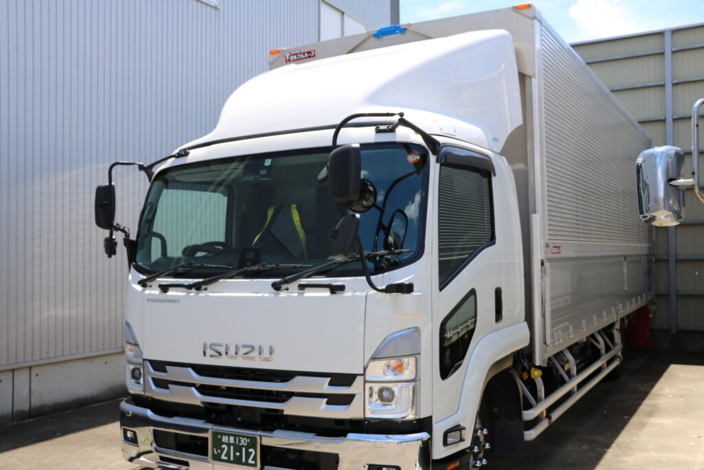 一般貨物自動車運送事業 ワイエム・ロジスティクス有限会社